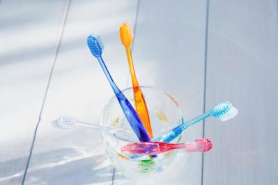 老年歯科の専門医に聞いた【オーラルケア新常識】「歯磨き後はしっかりゆすぐ！」OK？NG？