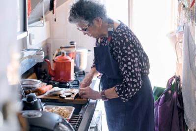 90歳のYouTuber【多良美智子さん】「食事の量は減りました。それでも食べることは『生きる力』です」