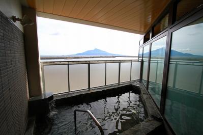 【夏の島旅】高山植物と海産物の宝庫・北海道【礼文島】を島旅のプロが深掘り！（サムネイル画像8）