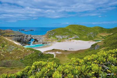 【夏の島旅】戦後80年の今こそ訪れたい【小笠原諸島】青い海が広がる3島のおすすめスポットは？（サムネイル画像14）