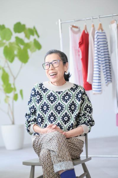 63歳のスタイリングが大変身！ドラマスタイリスト【西ゆり子さん】のおしゃれレッスン「品のいいカジュアルが完成！」（サムネイル画像2）