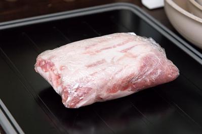 コストコで大量買いした肉→ニトリのまな板で処理。【ニトリマニア】が実践するスゴ技（サムネイル画像7）