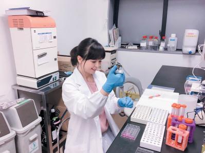 【いとうまい子さん・60歳】「不良少女と呼ばれて」から40年。45歳で大学生となり、今春、大学教授に就任！（サムネイル画像3）