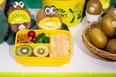 【Snow Man 宮舘亮太さん】もびっくり！ 日本人の3人に1人が栄養不良!?  ランチに加えると格段に栄養バランスが整う食材とは？（サムネイル画像3）