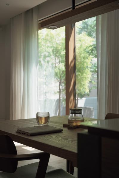 「老後は2階は使わない」つもりで設計。とことんシンプルに暮らす、ミニマリストが説く“3つの考え方”とは？（サムネイル画像8）