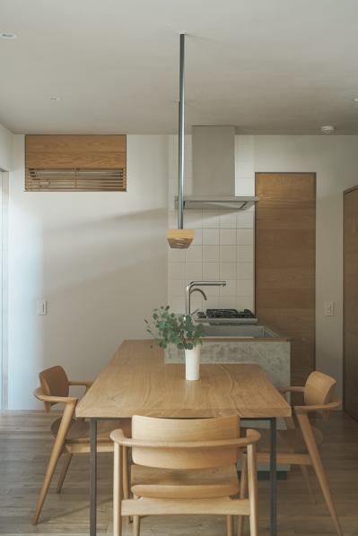 ソファも大掃除も不要！ものがあふれる家から180度変身！「心の疲労が激減した」ミニマリストの家とは？（サムネイル画像2）