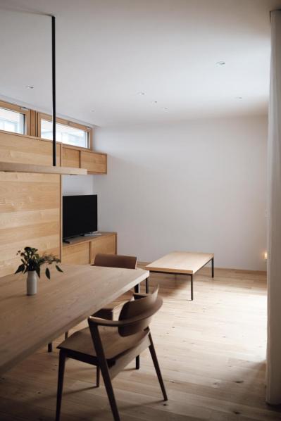 ソファも大掃除も不要！ものがあふれる家から180度変身！「心の疲労が激減した」ミニマリストの家とは？（サムネイル画像5）