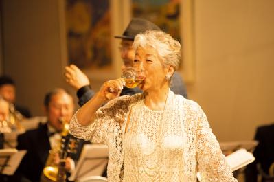 大御所ぞろい！【中尾ミエさん79歳の誕生日パーティー】に潜入！中尾ミエさんが語る80歳の壁とは？（サムネイル画像3）