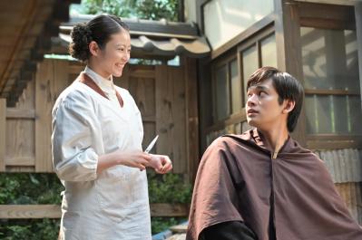 【あんぱん】ほぼすべての視聴者が目撃した気分になった、嵩（北村匠海）の大きな転機—“名曲”が生まれる瞬間（サムネイル画像4）