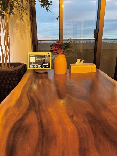 「家族の共有スペースに置くものはこの3つ」8年半の持たない暮らしで得た必要・不必要のコツ（サムネイル画像4）