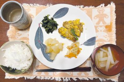 60代女性が選ぶ冷凍ミールのブランドは？「肉厚とんかつもヘルシーに味わえる！」【宅配おかずセットタイプ】を実食レポ（サムネイル画像12）