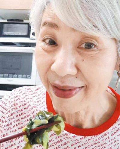 60代女性が選ぶ冷凍ミールのブランドは？「肉厚とんかつもヘルシーに味わえる！」【宅配おかずセットタイプ】を実食レポ（サムネイル画像17）