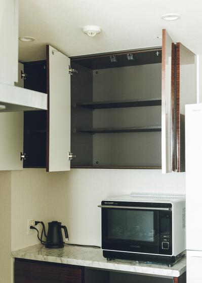 キッチンがスッキリ！「4人分の器は引き出し1つ分です」ミニマリストが実践する5つの工夫とは？（サムネイル画像6）