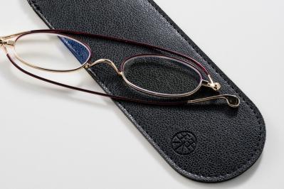 栞のように薄い！リーディンググラス　栞（しおり） オーバル