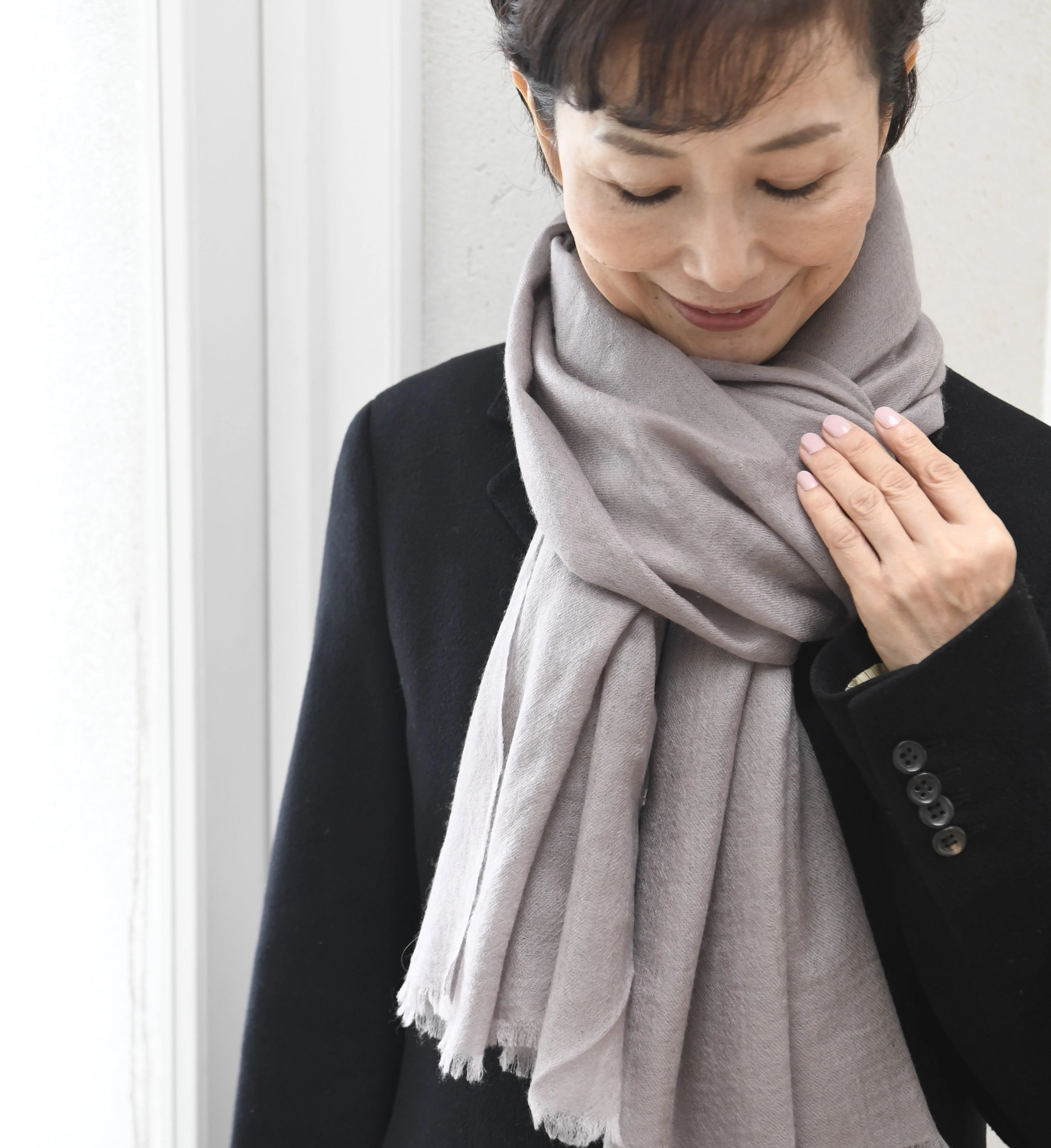 DRESS HERSELF　カシミヤ100％大判ストール