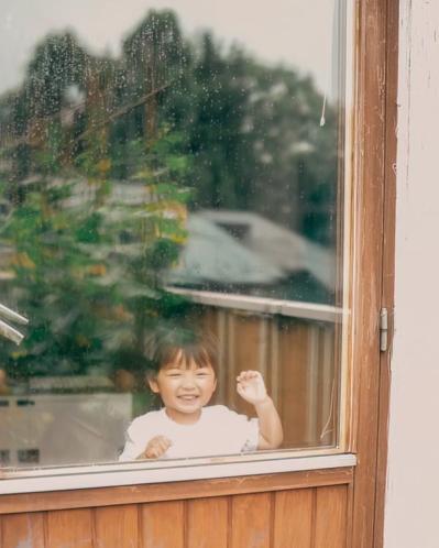 「夏野菜がどっさり獲れる！」「カメムシは薄めたコーヒーで撃退！」家族で楽しむベランダガーデン実例（サムネイル画像3）