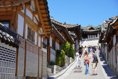 【2025年最新版】ソウル観光の魅力！北村韓屋村で雑貨屋巡り＆絶品かき氷体験（サムネイル画像3）