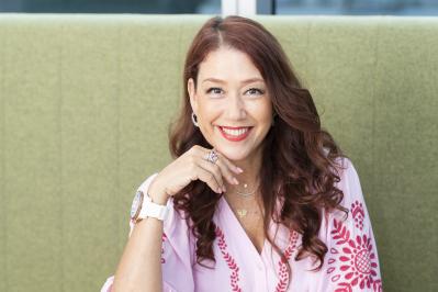 LiLiCo　スウェーデン　純烈（サムネイル画像）