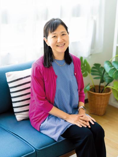 作家・角田光代さん「20代からひとり旅をしてきました」50代になって久々に出かけた旅先は？（サムネイル画像2）