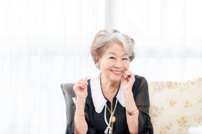 まもなく92歳なのにまさかの片足立ちを披露！若さの秘訣は鮭とブロッコリーと夜のあれ！