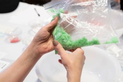 天然の精油が香る癒され空間での【オリジナルバスボムづくり】をレポート！（サムネイル画像12）