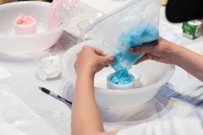 天然の精油が香る癒され空間での【オリジナルバスボムづくり】をレポート！（サムネイル画像16）