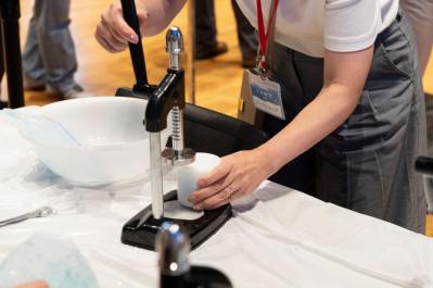 天然の精油が香る癒され空間での【オリジナルバスボムづくり】をレポート！（サムネイル画像17）