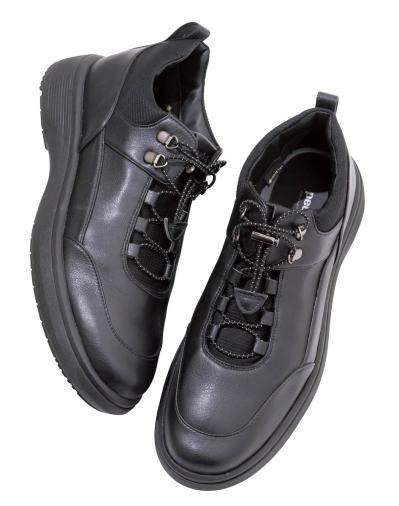 50代のための大人スニーカー【6選】機能性バツグンで、足に優しい工夫とは？（サムネイル画像3）