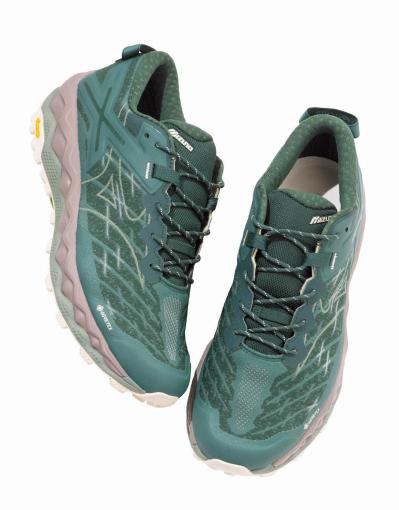 日常使いにもいい！50代からのトレッキングシューズ【6選】ハイキング、山登りに◎（サムネイル画像7）