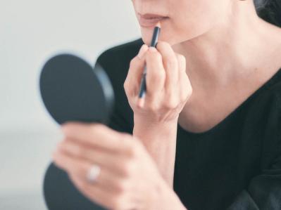 【藤原美智子さん】の「大人メイク術」50代以上はどのくらい流行を取り入れれば正解？（サムネイル画像6）