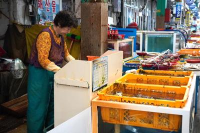 50代からの韓国旅。懐かしい市場と“東洋のナポリ”統営へ—映画『最後のピクニック』の舞台・南海も散歩（サムネイル画像10）