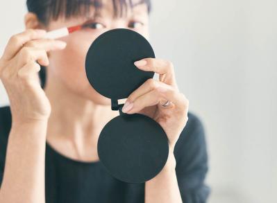 【藤原美智子さん】の「大人メイク術」50代以上はどのくらい流行を取り入れれば正解？（サムネイル画像11）