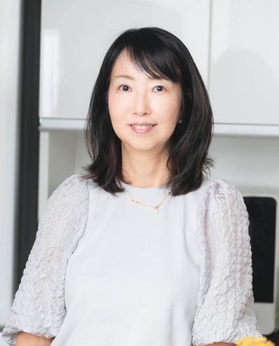 65歳が年下のグルメインフルエンサーにSNS動画撮影の裏ワザを教わりました【読者モデルの学び体験談】（サムネイル画像2）