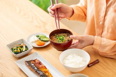 シャワーやガーデニングで呼吸器疾患に！？「肺NTM症」の予防法を医師が徹底解説