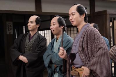 【べらぼう】強烈なキャラが登場！ 葛飾北斎（くっきー！）と曲亭馬琴（津田健次郎）の生涯は？（サムネイル画像2）