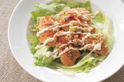 簡単ひとりごはん【100文字レシピ】肉のメインおかず2選「鶏肉のねぎ甘酢漬け」「牛肉と青じそのさっと煮」（サムネイル画像4）