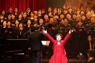 25年前の貴重な表紙を公開！【加藤登紀子さん・81歳】激動の時代を経て語る「ゆだねる」ことの心地よさとは？（サムネイル画像10）