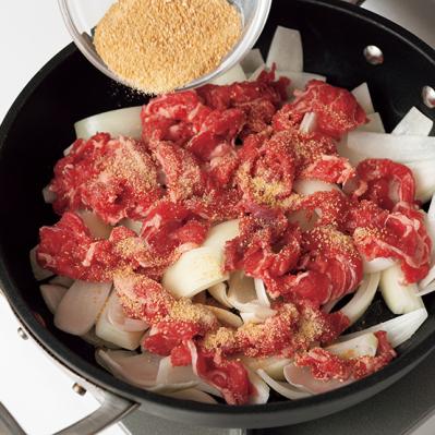 しらたきに味しみ！フレンチの巨匠・三國シェフが【肉じゃが】を作ったら…絶品だった！（サムネイル画像2）