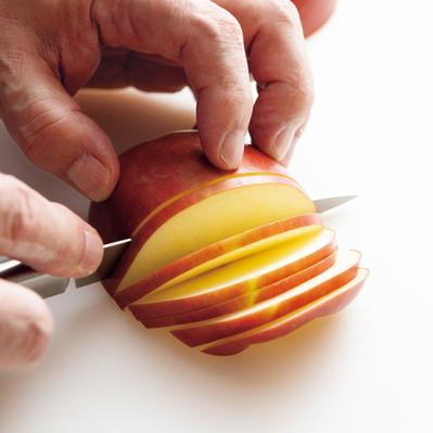 フレンチの巨匠・三國シェフが作る【アップルパイ】がパイ皿いらずで、簡単と話題！そのお味は？（サムネイル画像3）