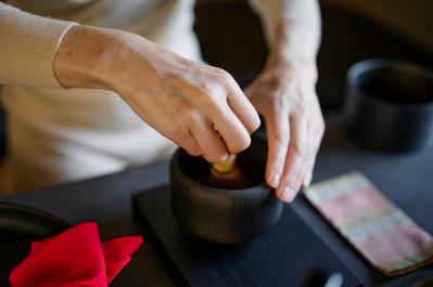 抹茶ブームを後押し！山中漆器「chabako」監修者に聞いた、今「茶箱」が人気の理由（サムネイル画像3）