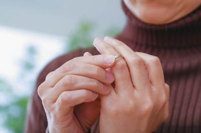 「経済力がない妻は”卒婚できない”のか」夫婦問題のプロが教える【うまくいく卒婚キーワード】とは？（サムネイル画像3）