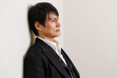 62歳とは思えないビジュアル！【松村雄基さんのターニングポイント＃2】50代になって初めて向き合った“自らのコンプレックス”とは？