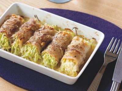 いつもの【豚バラ＆合びき肉】で1人分のおかずがあっという間！ お酒にも合うレシピ2選「ピーマン肉詰め煮」「豚肉のコールスローサラダ巻き焼き」（サムネイル画像4）