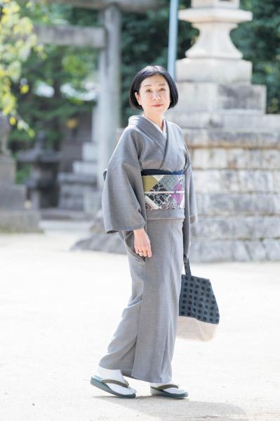 【50代からの着物の愉しみ方】「中年体形には洋服よりも着物が似合う」洗える素材で居酒屋やカラオケにも！（サムネイル画像2）