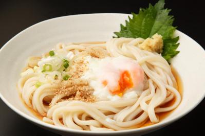 老けないうどんの食べ方。正解は素うどん、サラダうどん、温玉うどん、どれ？【老けない食べ方の新常識＃2】（サムネイル画像）