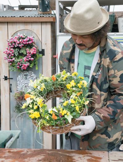寄せ植えの実演を目の前で見られる！【オニちゃん×園芸ガイド】バレンタインイベント2月14日（土）に開催（サムネイル画像4）