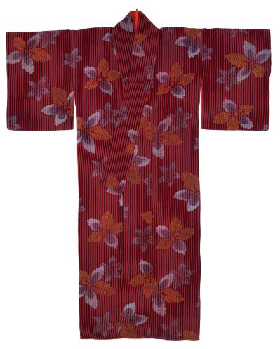 たんすに眠る着物がおしゃれなセットアップに！【着物リメイク】の簡単アイデア（サムネイル画像6）