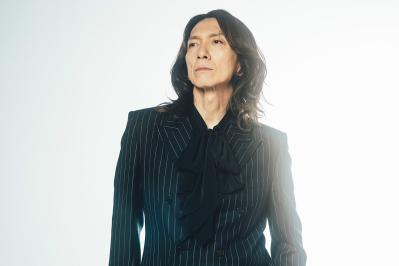 「誰しもが人生の締め切りに追われて、やらなきゃいけないことがある」ロックミュージシャン・吉井和哉さんが語る“生きる”とは？（サムネイル画像2）