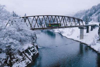 息をのむような美しい風景の連続！【只見線】の旅の楽しみ方