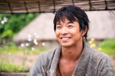 小一郎（仲野太賀）（サムネイル画像）